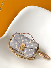 Code:LVBY0004