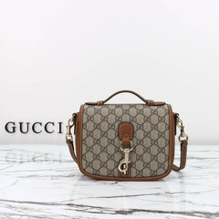 Code:GCBY0218