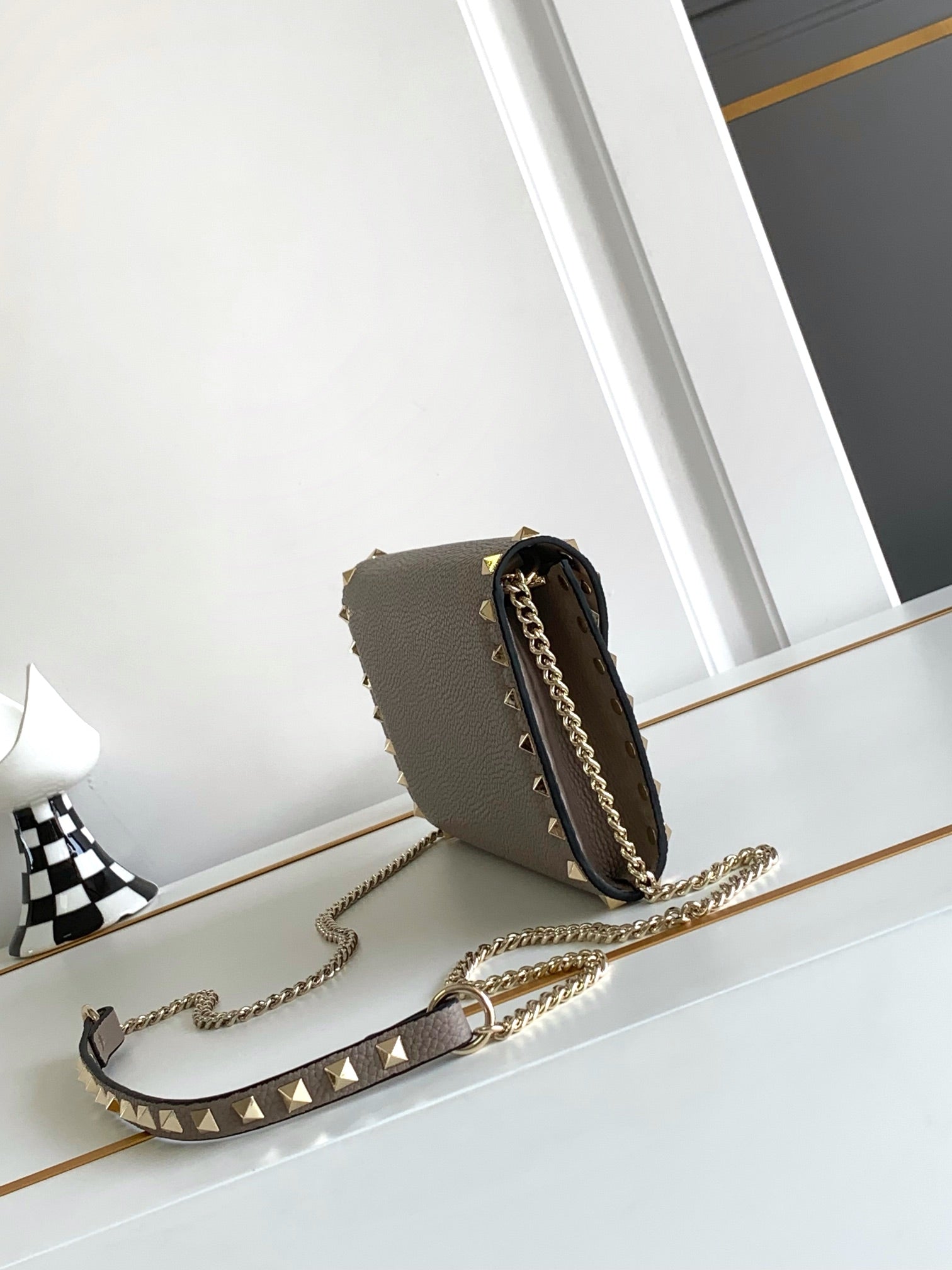 Code:VOB0013