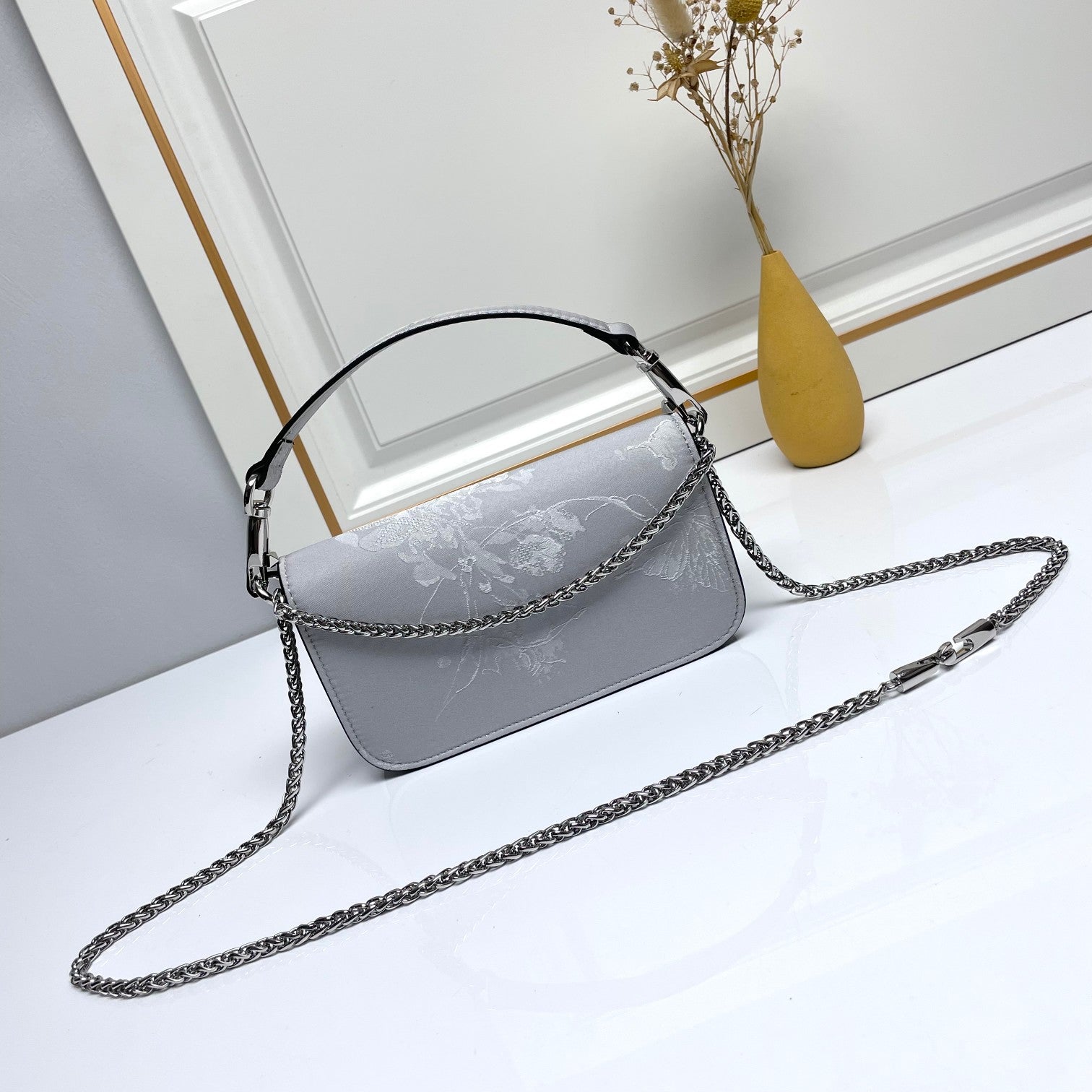 Code:VOB0023