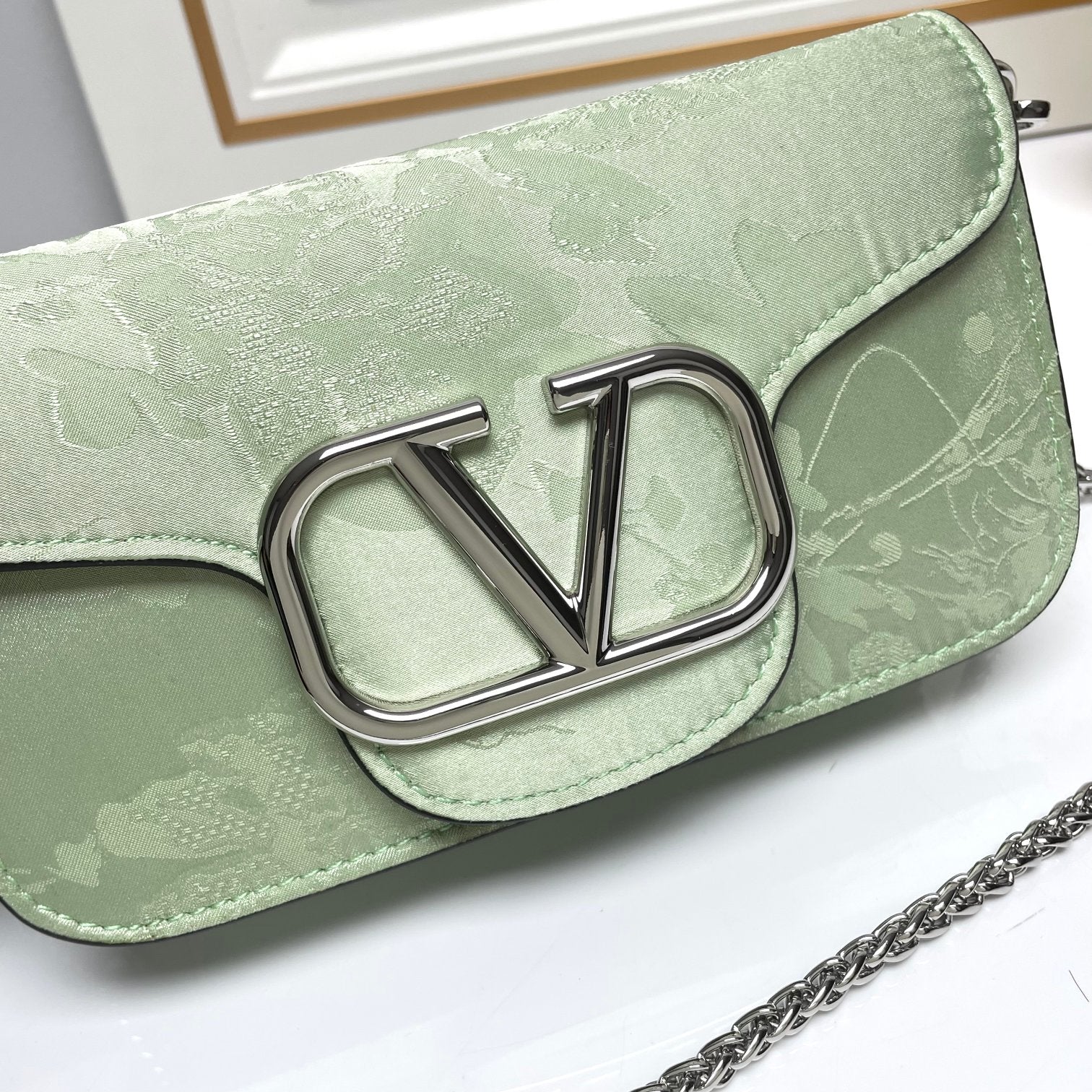 Code:VOB0024