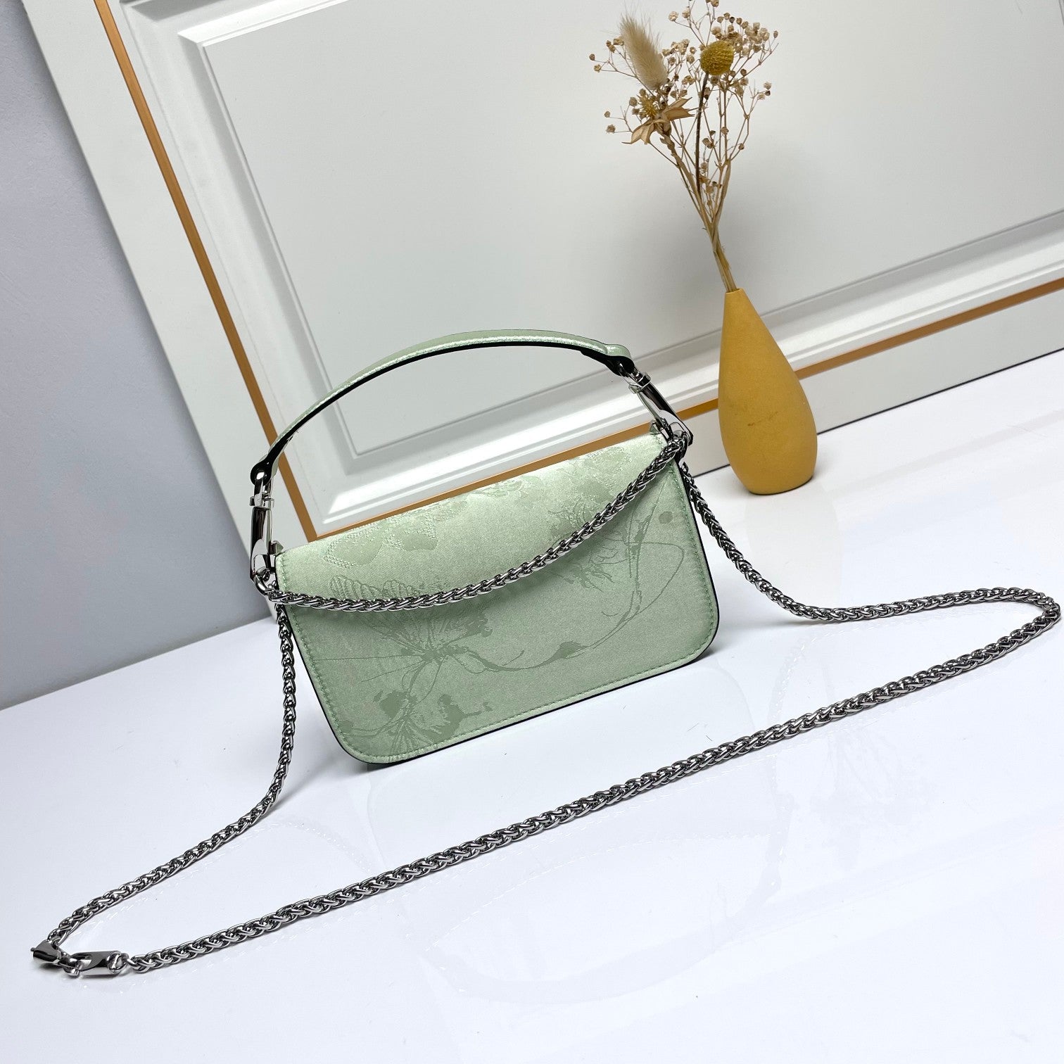 Code:VOB0024