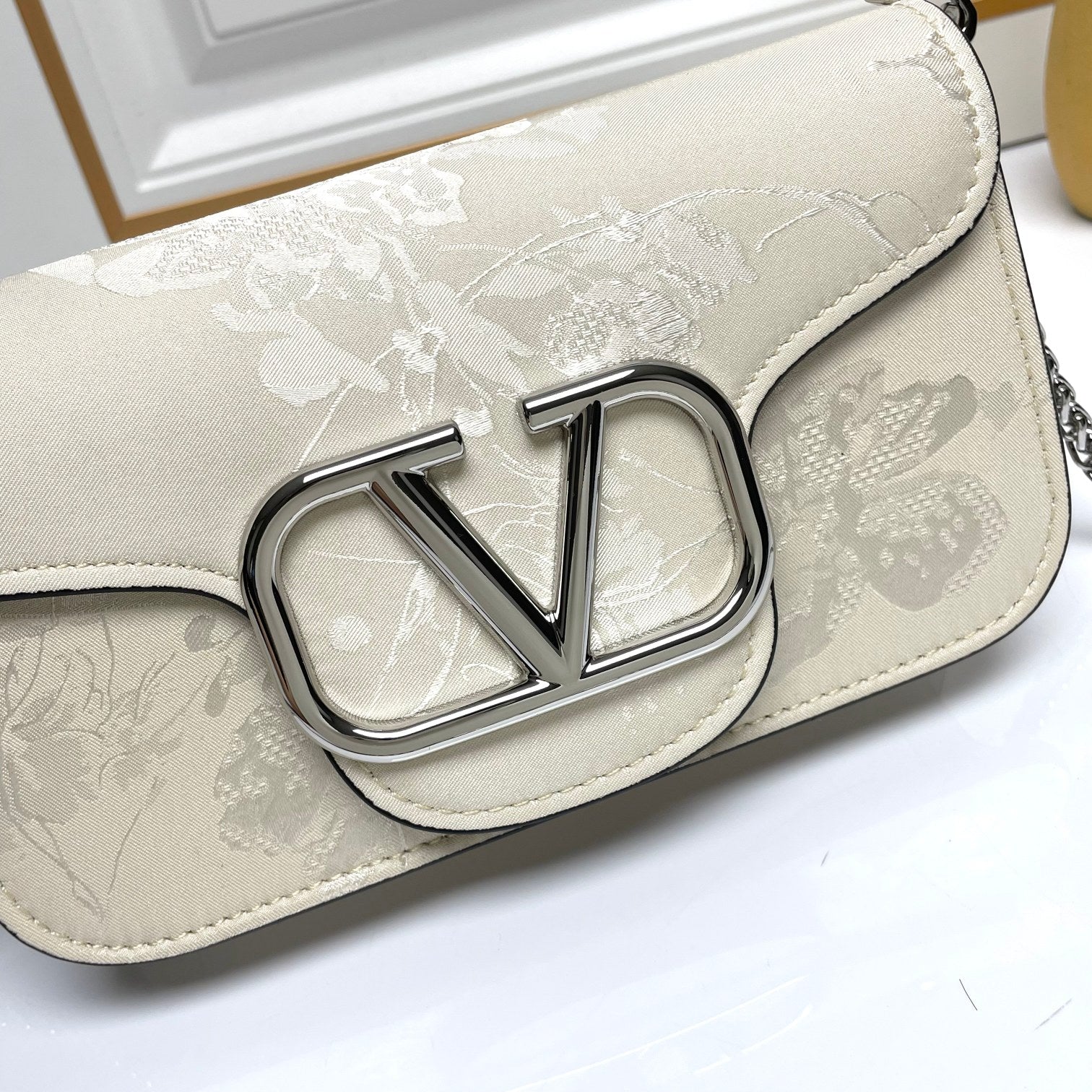 Code:VOB0025