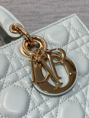 Code:DRB0003