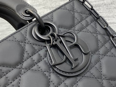 Code:DRB0004