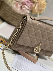 Code:DRB0017