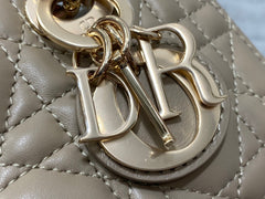 Code:DRB0061