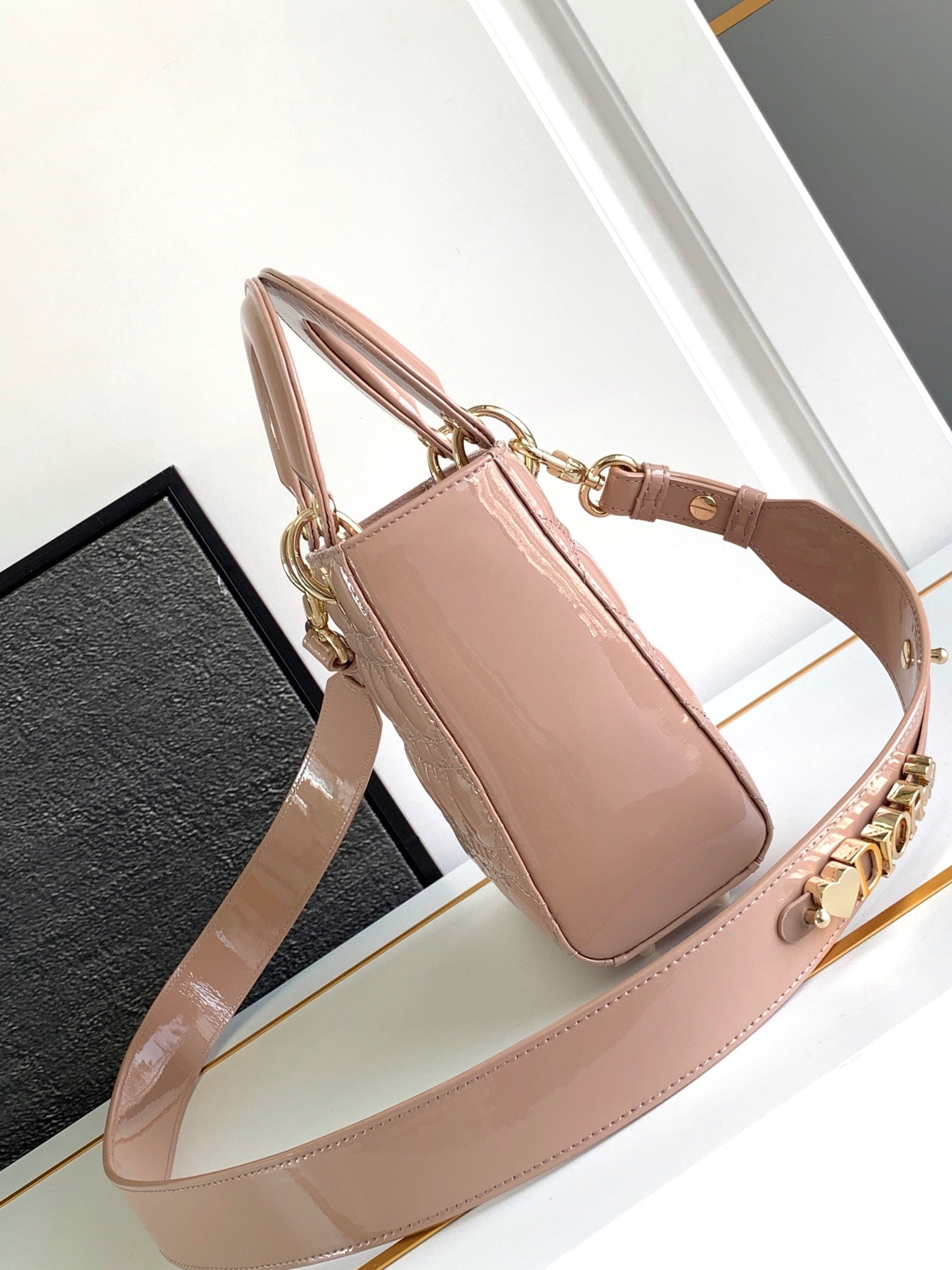 Code:DRB0079