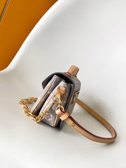 Code:LVBY0004