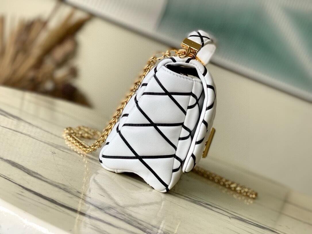 Code:LVBY0125