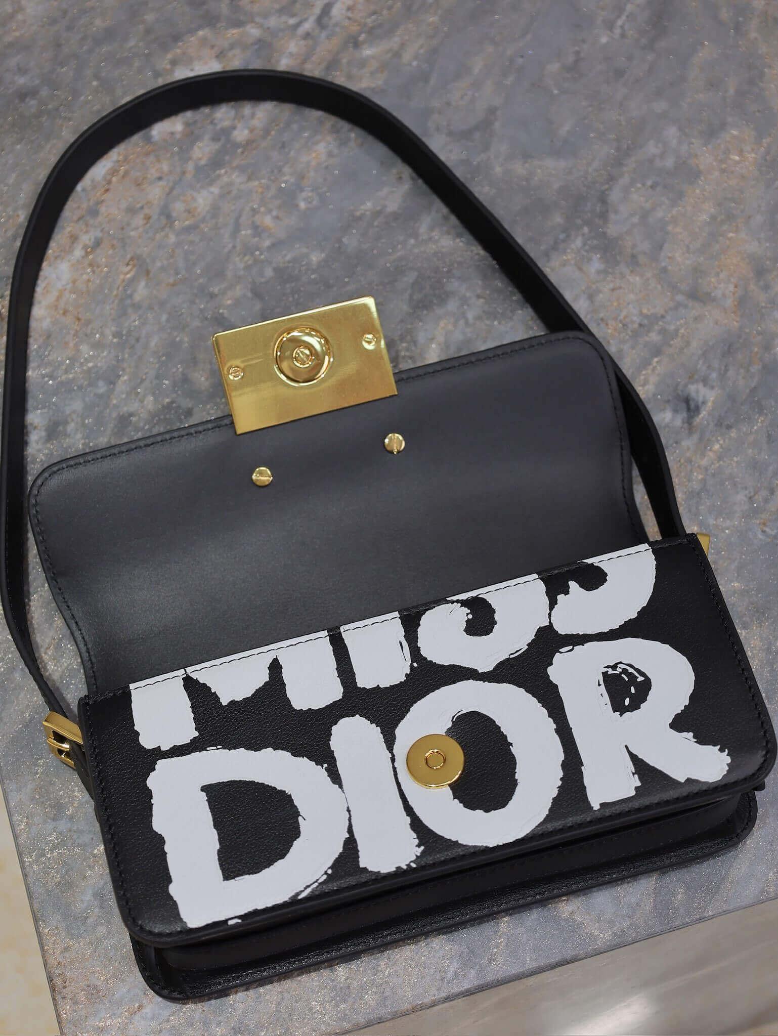 Code:DRBY0086