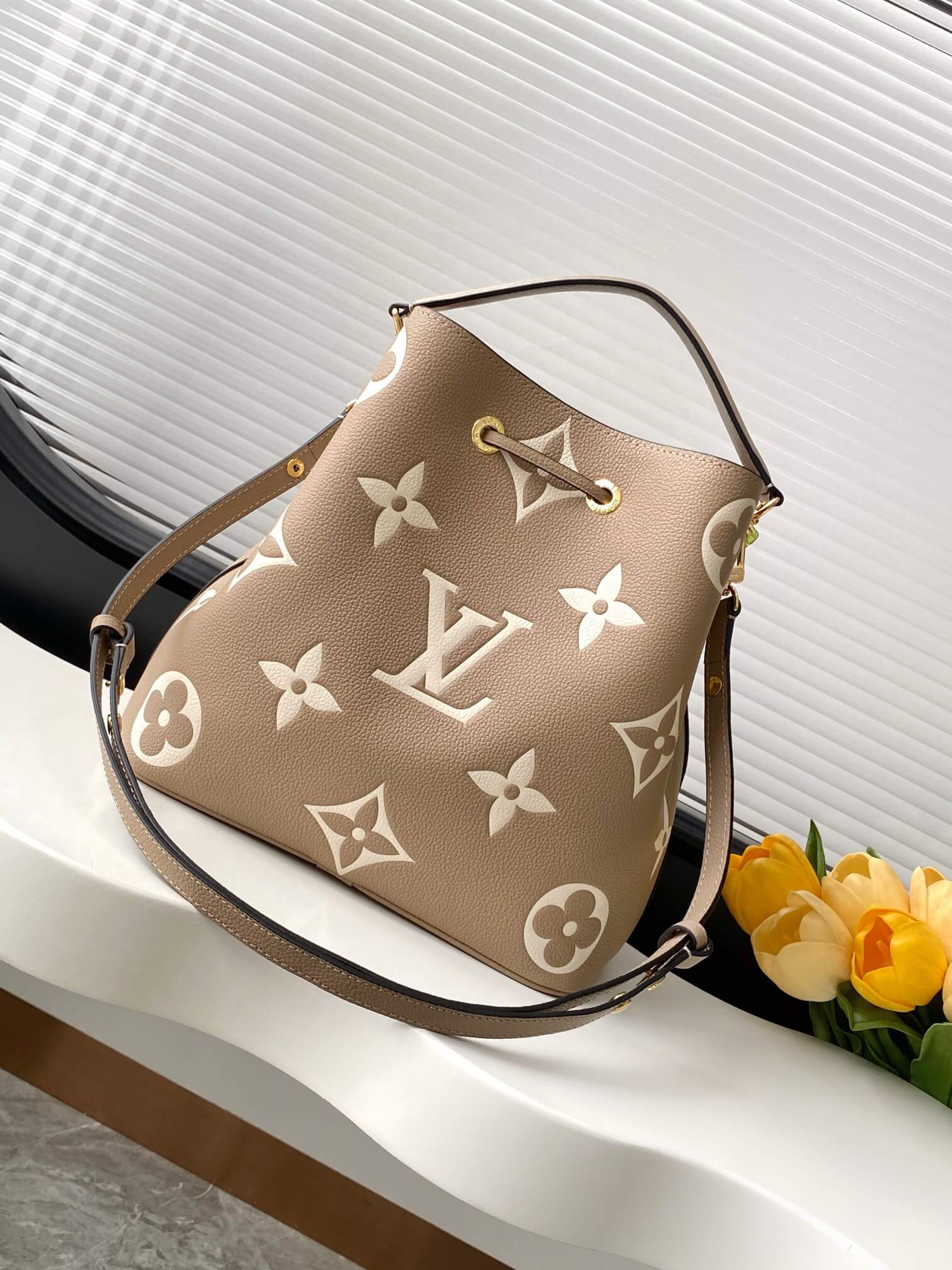 Code:LVBY0218