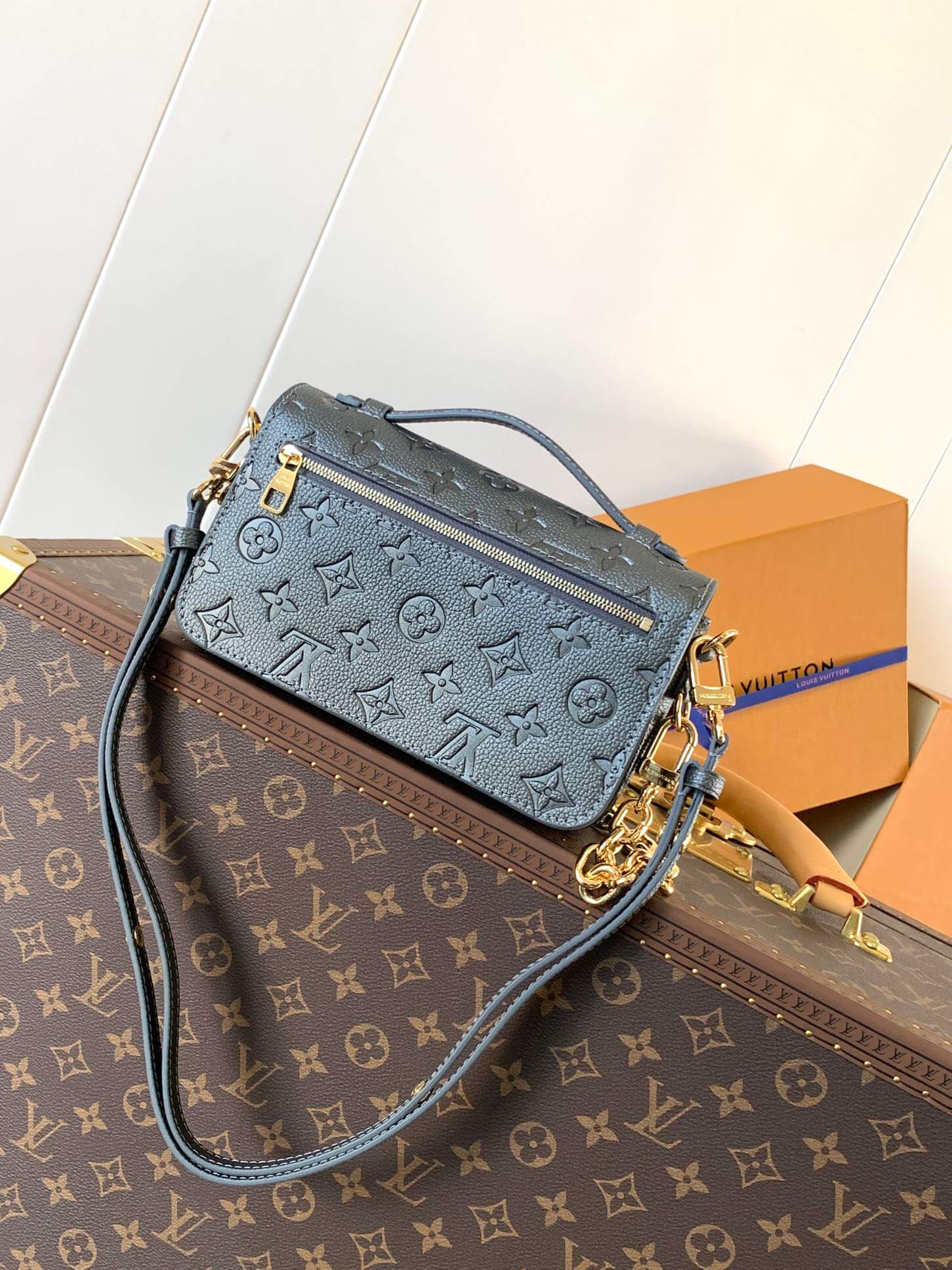 Code:LVBY0245