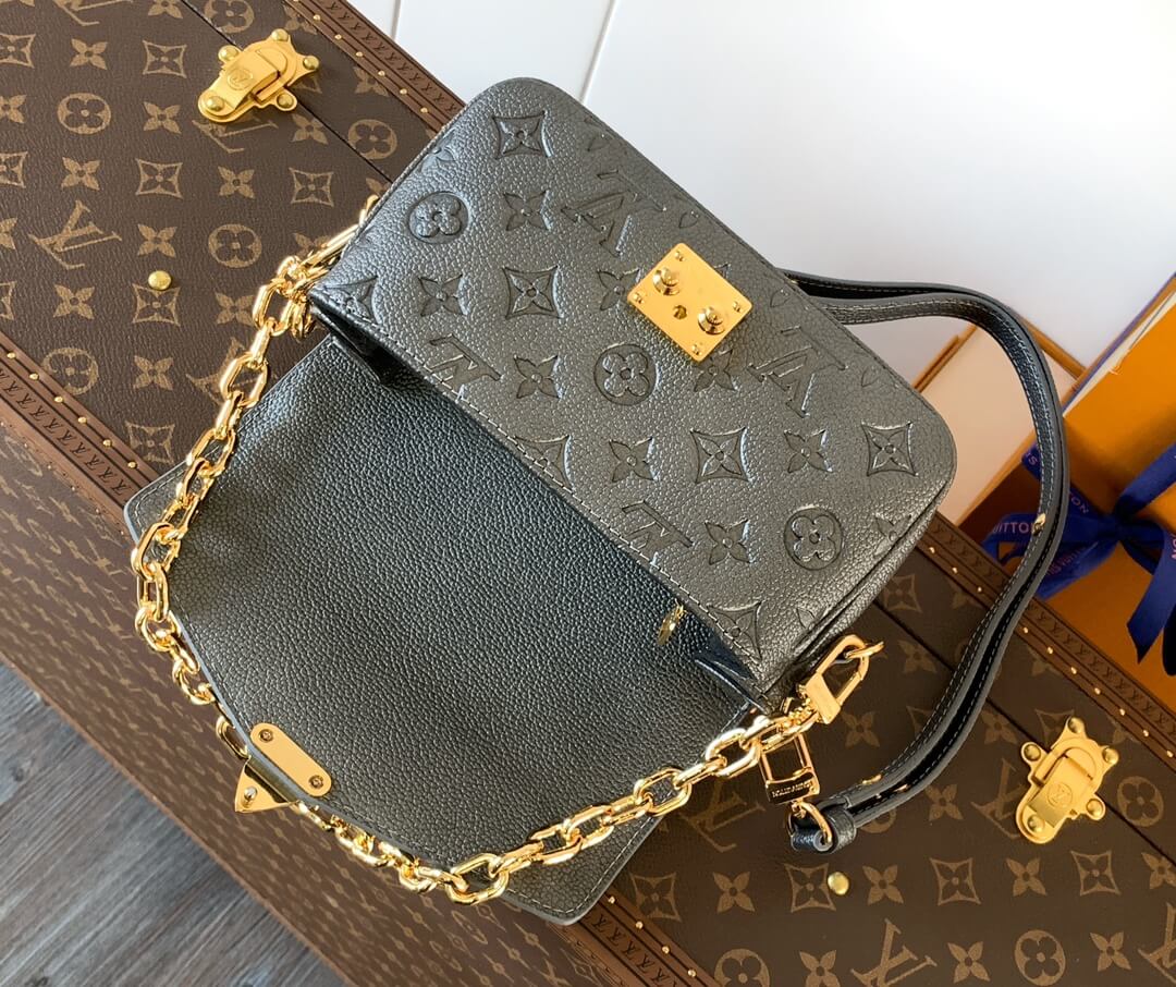 Code:LVBY0245