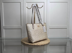 Code:CCBY0017