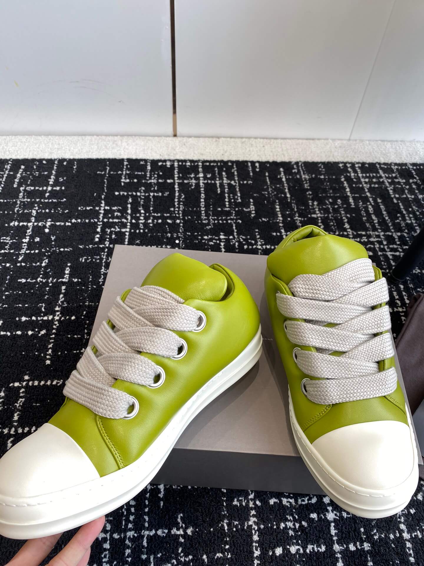 Code:RO0041