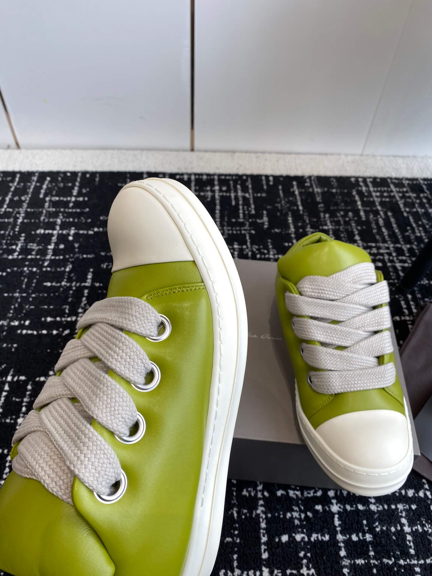 Code:RO0041