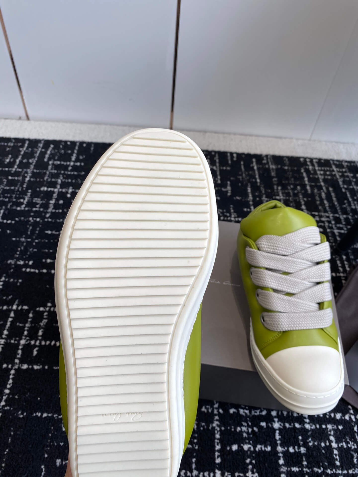 Code:RO0041
